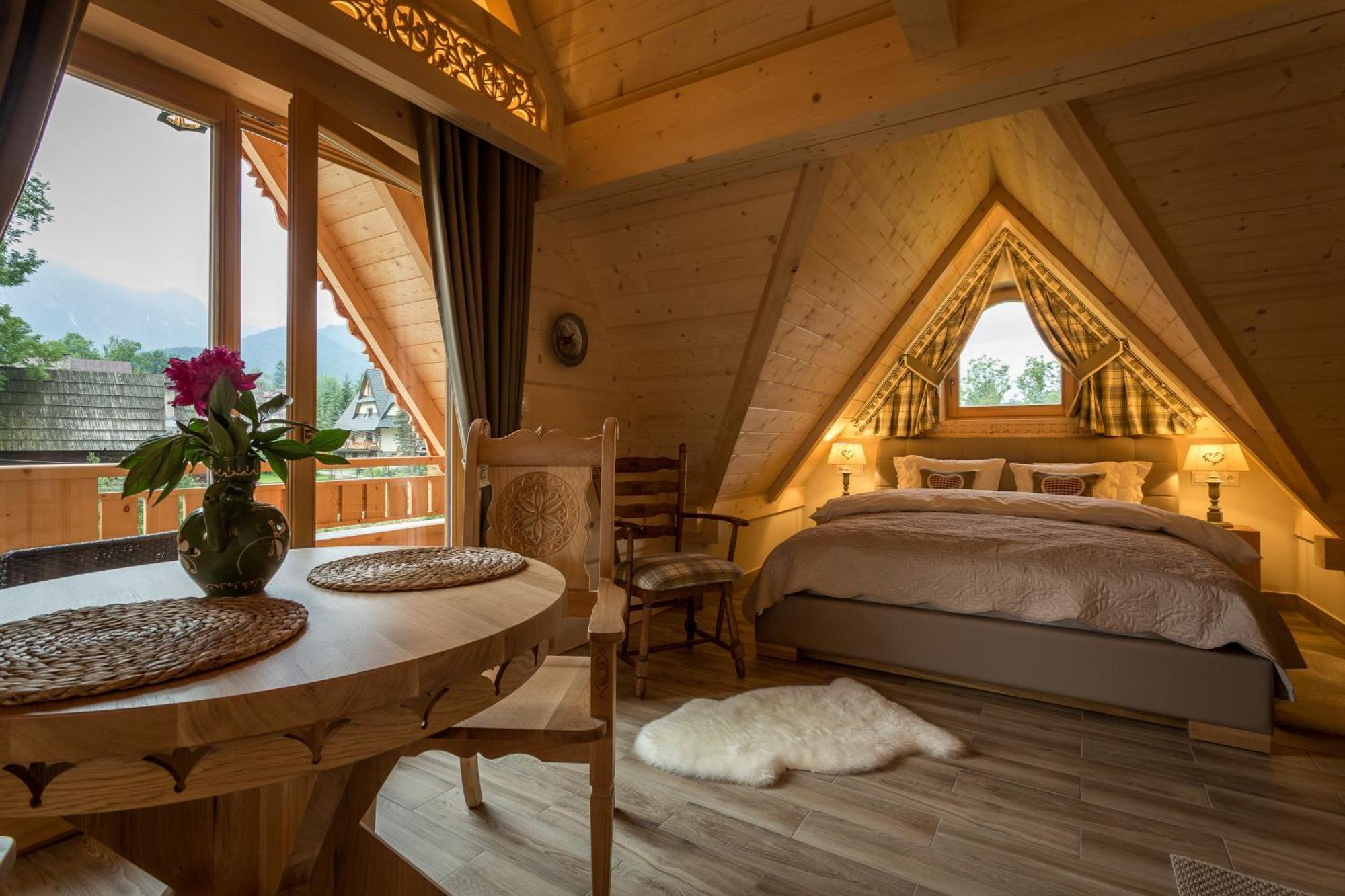 Junior Suite Mountain View
