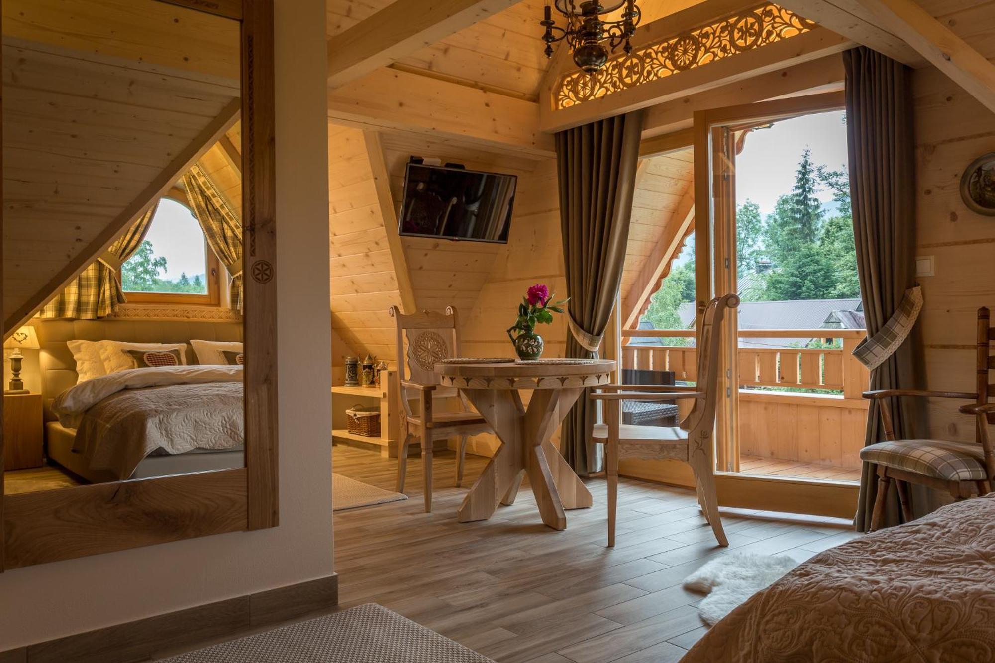 Junior Suite Mountain View